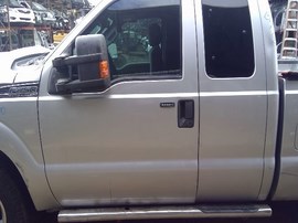 2015 FORD F250SD, SILVER, XLT MODEL. EXTD CAB, 6.2L, FLEX AT 2WD.  F25226